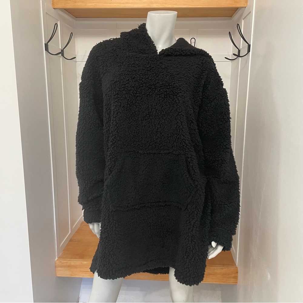 Kookaburra By Ugg Cozy Black Sherpa Plush Lounger Hoo… Gem